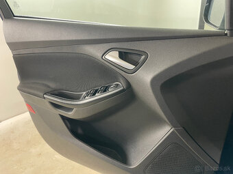 Ford Focus, 1.0 74kw Champions League Editon - 13