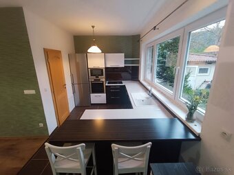 Prenájom 5 izb.rod.domu,315 m2 - Budatín, Žilina - 13
