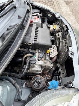 Toyota Yaris 1.3 VVT-I Terra - 13