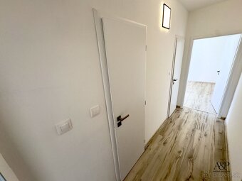 REKONŠTRUOVANÝ 2 IZBOVÝ BYT, 48M2, UL. L.NOVOMESKÉHO, SENICA - 13
