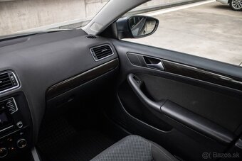 Volkswagen Jetta 1.2TSI 77kW 2018 - 13