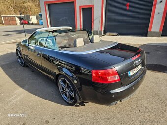 Audi A4 B6 Cabrio 2.4 V6 - 13