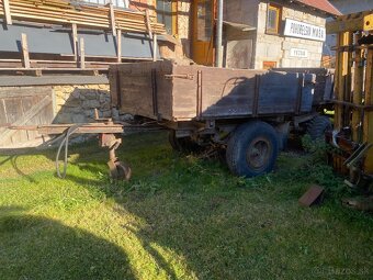 Predam traktor aj s inou technikov. - 13