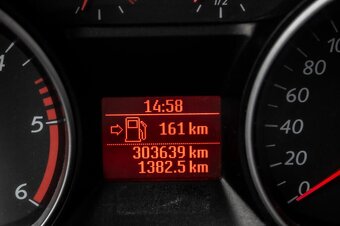 Ford Galaxy 7miestné - 13