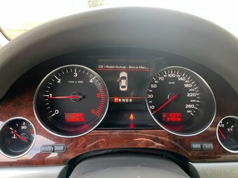 Audi A8 - 13
