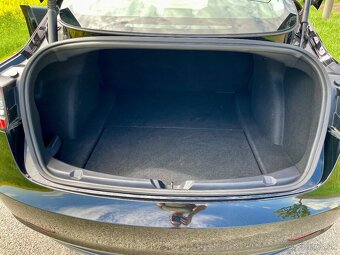 Tesla Model 3 Long Range, 2021, 82kWh, tepelné čerpadlo - 13