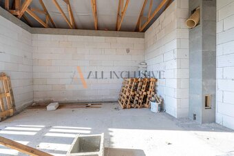 ALL INCLUSIVE I 4 IZBOVÝ RD S TERASOU (DVOJDOM) NA PREDAJ GA - 13