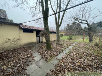 Priestranný štvorizbový rodinný dom v Trnovci nad Váhom - 13