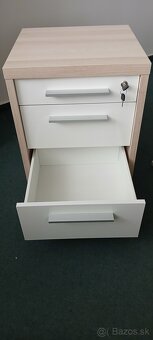 Predám kancelársku zostavu - 13