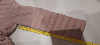 Ultraľahká predĺžená teplá bunda značky Primark veľkosť 164 - 13