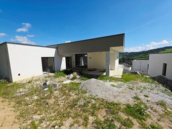 Ponúkame na predaj novostavbu 5+kk RD, Divina, R2 SK. - 13