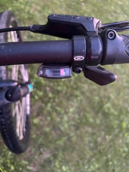 Predám Specialized Hardrock Sport 29,M veľkosť - 13