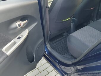 Toyota Urban Cruiser 1.33 VVT-i Sol - 13