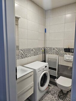 Dvojizbový zariadený byt v centre Žiliny - 13