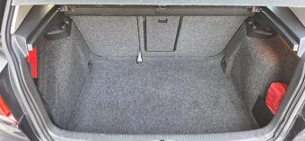 Volkswagen Golf 6 1.4MPI - 13