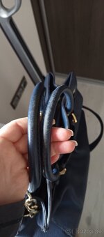 Kožená taška Michael Kors, na plece, aj crossbody - 13