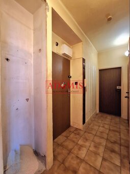 ADOMIS - predáme 2izbový tehlový byt 57m2, balkón, Podhradov - 13