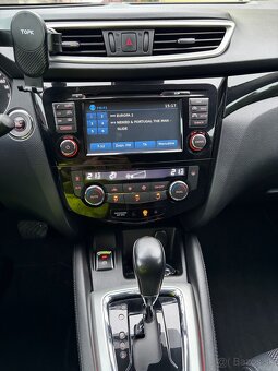 Nissan Qashqai 1.2 - 13