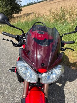 Triumph Speed Triple 1050 - 13