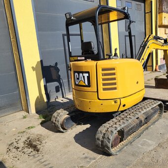 CAT 302.7D CR - 13