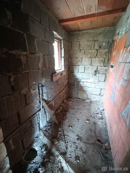 Predam pozemok okolie Trenčína čast Dubrava - 13