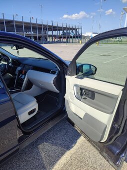 Land Rover Discovery sport - 13