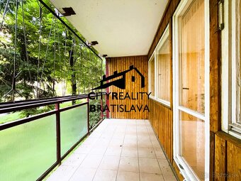 Priestranný byt v super lokalite na prerábku podľa Vašich pr - 13