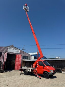 Mercedes Sprinter -Plošina - 13