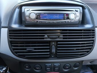 Punto 1.2 16v AUTOMAT - 13