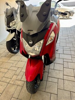 SYM Joymax Z 125cm3 r.v.2020 ako nová garážovaná - 13