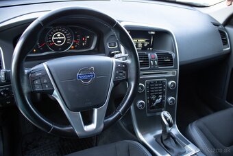 Volvo XC60 D3 Kinetic Geartronic - 13