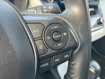 Toyota Corolla Combi TS 1.8 Hybrid e-CVT Comfort, 72kW, A1 - 13