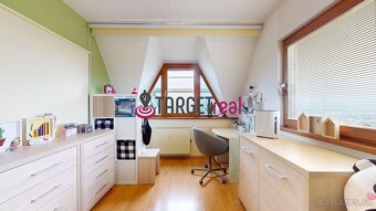 TARGETreal | Výnimočný 6 izbový byt s výhľadom na celú Žilin - 13
