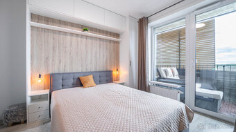 Štýlový kompletne zariadený 2izb byt s balkónom a parkovaním - 13