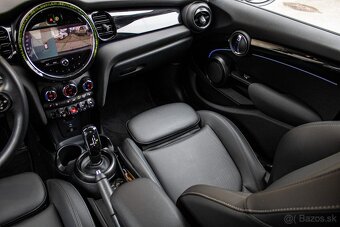 Mini Cooper Clubman 1.5T, 100 kW, automat, 2023 - 13