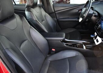 Toyota Prius 1,8 VVT-i PHEV Lounge 72 kw - 13
