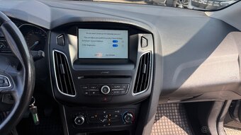 Ford Focus Kombi 1.5 TDCi Duratorq 120k Trend Plus - 13