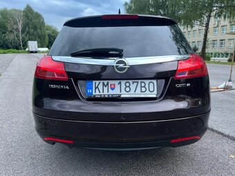 Insignia SPORT TOURER SW - 13