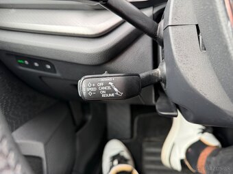 Škoda Octavia Combi 2.0 TDI SCR Ambition DSG - 13