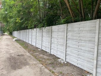 Betonovy plot - 13