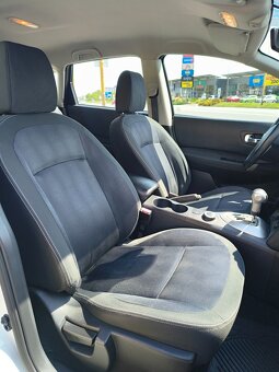Nissan Qashqai 2.0 dCi Acenta 4x4 A/T - 13