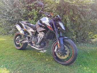 KTM duke 790 - 13