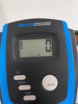 Elipticky trenažér - 13