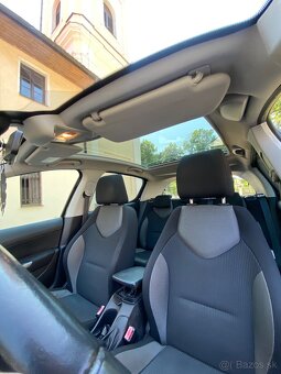 Peugeot 308 - 13