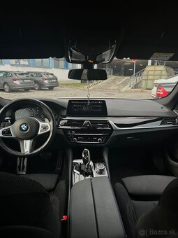 BMW 520d xDrive sedan - 13