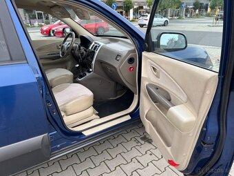 Hyundai Tucson 2.0 CRDi 103kw po 1maj v ČR NAVI - 13