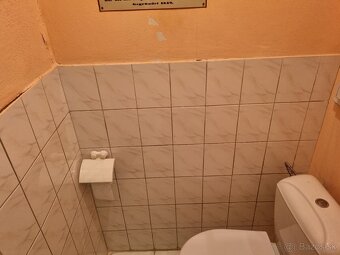 VÝHODNÁ PONUKA dvojizbový byt s balkónom v Lučenci - 13