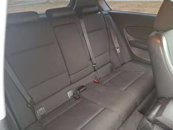 Bmw 118d Sport Packet TOP STAV  - 13