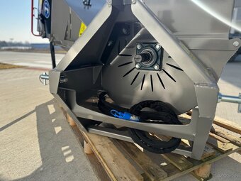 Štiepkovač za traktor JANSEN BX-62RS - 13
