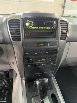 Kia Sorento - 13